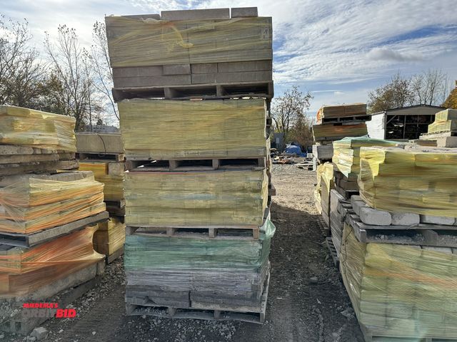 Lot 1-15786 - (8) skids of assorted pavers, sizes include 23.5" x 15.5" x 2.5" thick, 7 3/4" x 7.5" x 2.75" thick,...