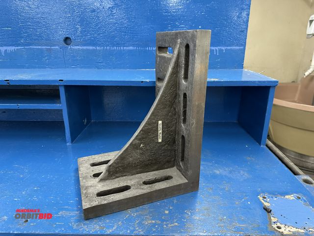 Lot 1-17726 - (1) 9.5" x 16 1/4" x 12" steel angle plate.