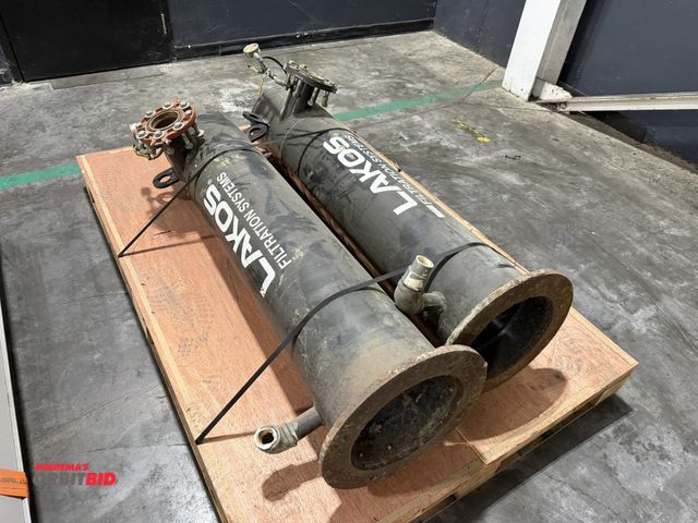 Lot 1-5646 - (2) Lakos Filtration System valves, 12" bottom opening, 4" inlet/outlet with pressure gauges, approx...