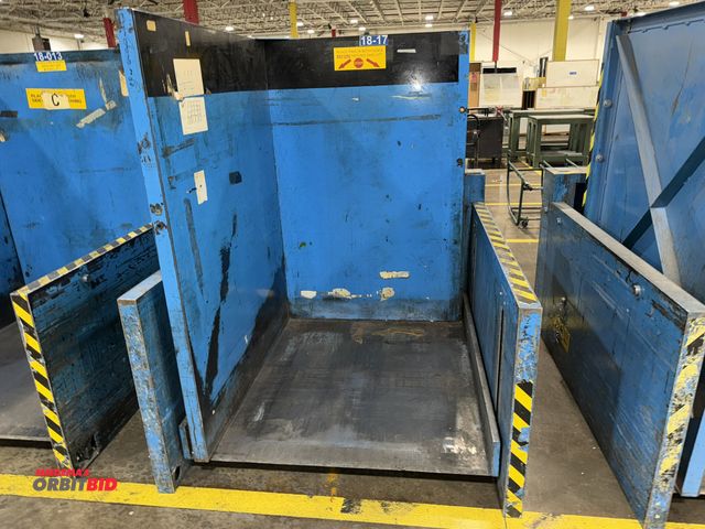 Lot 1-5172 - (1) Lift Products, Inc., 110V, 1000 lb. capacity skid lift with hand held pendant.
