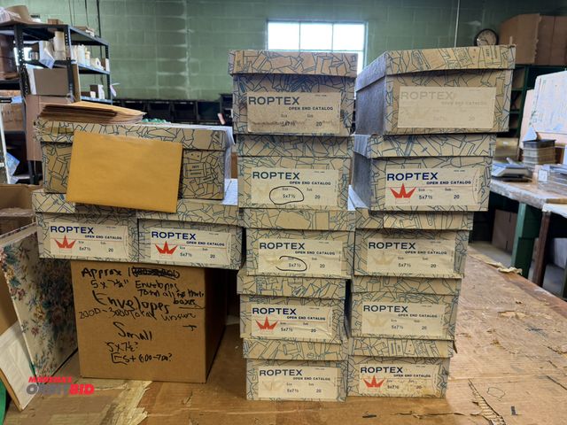 Lot 1-18832 - Lot of approx. (2000-3000) Roptex 5" x 7.5" open end envelopes.