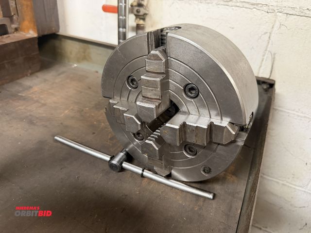 Lot 1-6324 - (1) 8" 4-jaw lathe chuck.
