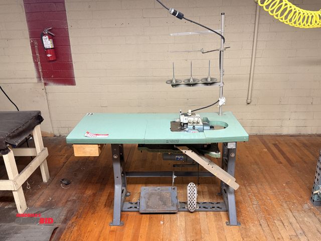 Lot 1-7253 - (1) Juki 816 Industrial Over-Lock Sewing Serger Machine 1/2 Hp Clutch Motor 3450 (Rpm) 60 Hz, 1 Phas...