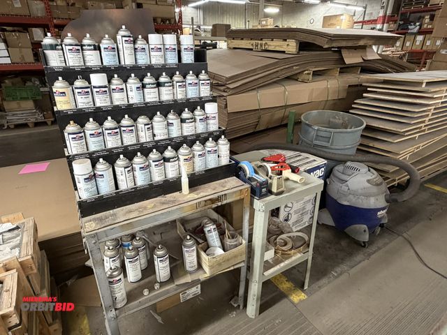 Lot 1-17493 - Lot with (2) steel tables, 28" x 20.5", includes assorted Mohawk spray paints, and 18" x 24" table i...