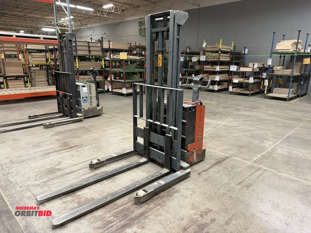 Lot 1-16707 - (1) Prime Mover, model SN20, S/N SN20025360002, walk-behind walkie stackie, 2000 lb. capacity, 130" ...