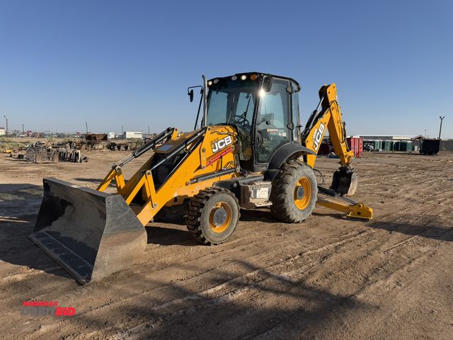 Lot 1-18101 - 2022 JCB 3CXR14L4CE Backhoe Loader