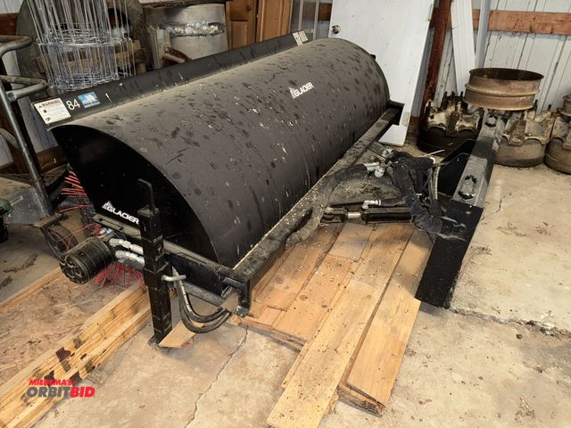 Lot 1-15818 - (1) Glacier 84" power broom, skid steer attachment mount, hydraulic drive