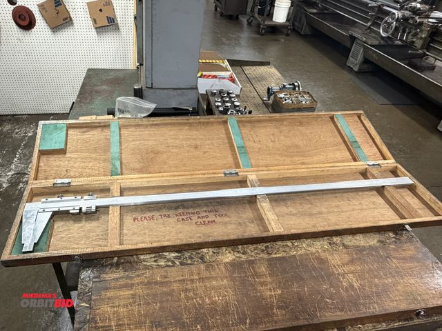 Lot 1-6327 - (1) Mitutoyo 40" caliper with case.