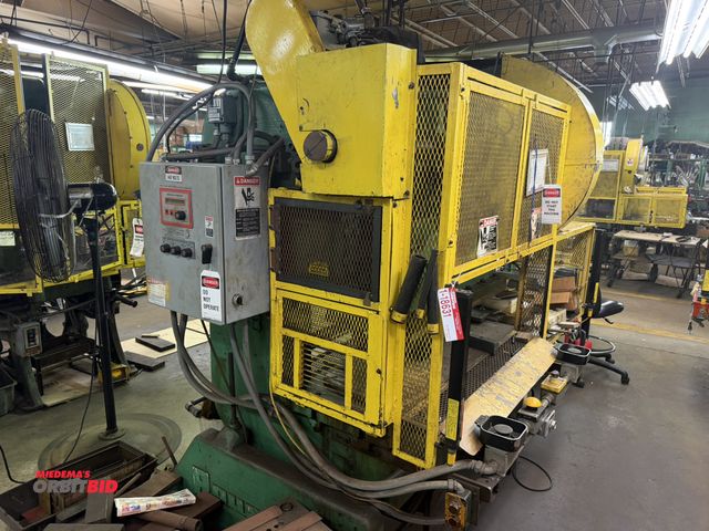 Lot 1-18631 - (1) Rouselle, model 4-B, 30-ton capacity press, S/N 15408, with 3" stroke, 11" shut height, equipped...