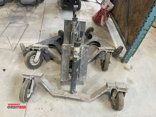 Lot 1-18849 - (1) Reese swivel jack unit with attachments, 2000 lb. capacity.