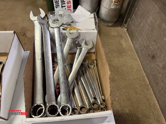 Lot 1-18423 - Lot of Snap-On wrenches, sizes ranging between 7/16" and 1 1/4".