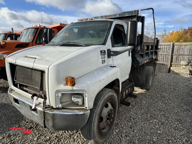Lot 1-15906 - 2007 Chevrolet C7500 (1) single axle dump truck, automatic transmission, 25,950 GVWR, rear wheel dri...