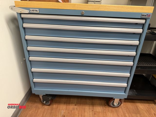Lot 1-10352 - (1) Lista 40 1/4" width x 43.5" height x 22.5" depth 7-drawer tooling cabinet with locking rubber ca...