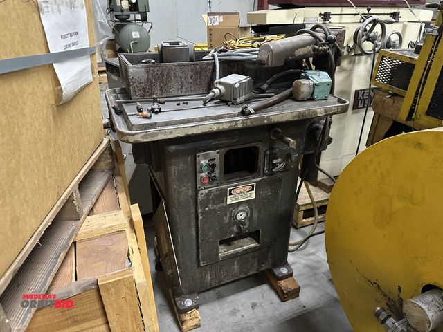 Lot 1-19130 - (1) 2007 Davis, #15, key seater, 20" x 31" T-slotted table (has chipped section), 4.5" stroke, 2 HP ...