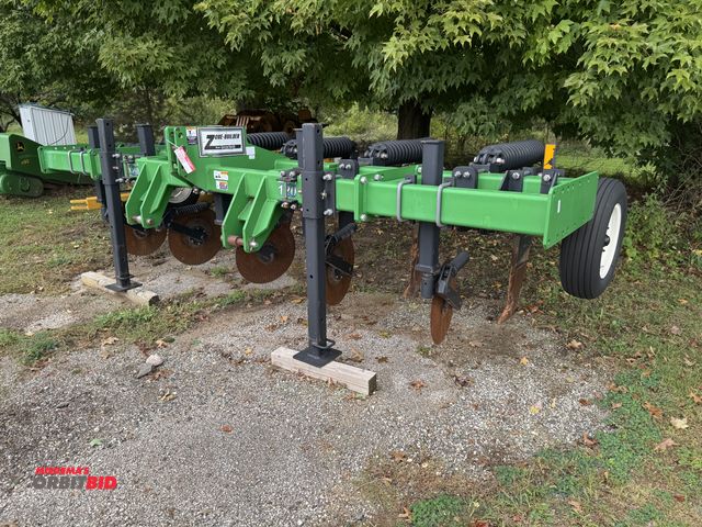 Lot 1-19962 - (1) Unverferth, model 120 Zone-Builder, 5-shank sub soiler, 3 pt. hitch hook up, 7.6-15 tires.