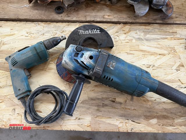 Lot 1-1313 - Lot including (1) Makita, model GA7021, 7" right angle grinder (6000 RPM max.), and (1) Makita, mode...