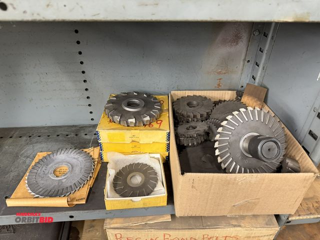 Lot 1-1823 - Lot of assorted key cutter blades, various sizes and styles.