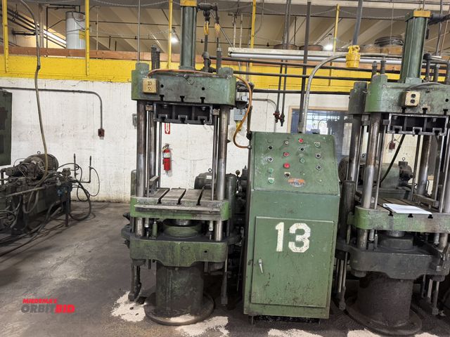 Lot 1-13367 - Williams White/Racine vertical hydraulic transfer compression molding machine 75-ton, 20" x 22" plat...