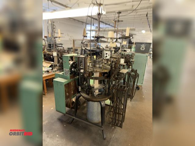 Lot 1-4815 - (1) Antique Industrial circular knitting machine, approx. 7" diameter needle head, 3 phase, working ...