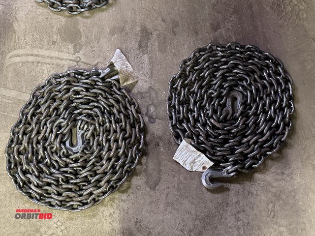 Lot 1-18169 - Lot of (2) unused 20' sections of chain with 3/8" hook on either side.
