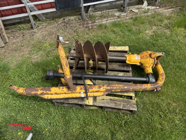 Lot 1-12152 - Danuser Post Hole Digger, Model F-8, 3Pt., 18” Auger, S/N: 038691