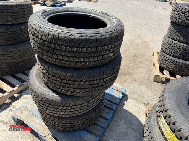 Lot 1-18411 - Lot of (4) Goodyear Wrangler 275/55R20 tires, used.
