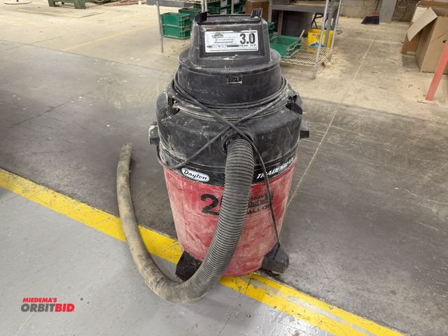 Lot 1-16289 - (1) Dayton Tradesman, model 6Z769A, approx. 25 gallon/3.0 HP wet/dry vacuum, does not include attach...