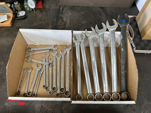Lot 1-515 - Lot of (20) Snap-On combination wrench set up to 1 1/8" down to 3/8".