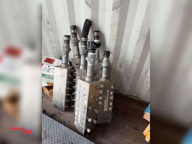 Lot 1-18767 - Lot of (6) custom made 20.5" length x 6" x 6" stainless steel distribution blocks.