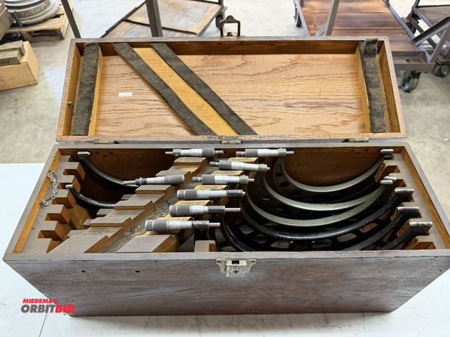 Lot 1-6117 - (1) incomplete set of micrometers with wood case, includes (1) Mitutoyo 6"-7", (1) Mitutoyo 5" - 6",...