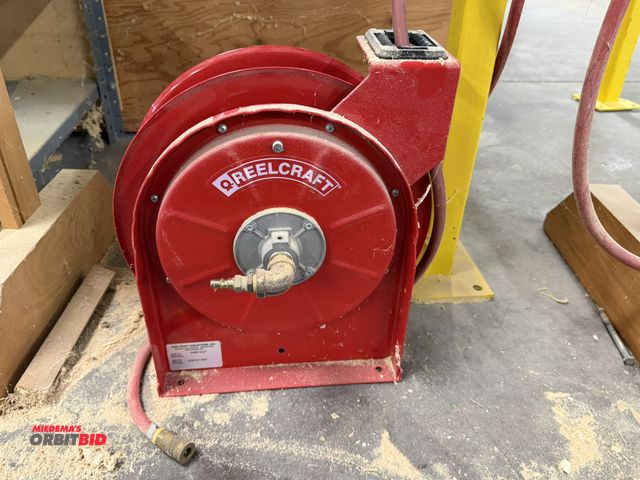 Lot 1-16323 - (1) Reelcraft, model 5450 OLP, retractable air hose reel with approx. 30' of hose, unit is bolted to...