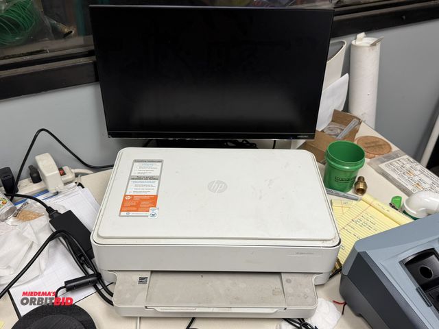 Lot 1-18704 - (1) Hewlett Packard HP Envy 6052E, flat top scanner/printer, and (1) Samsung 22" monitor, does not i...
