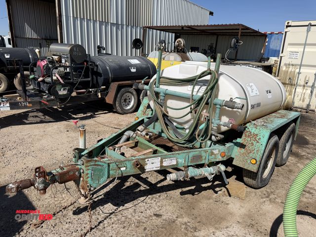 Lot 1-18204 - 2008 Wylie Nurse Trailer, 500 gallon poly tank mounted on tandem axle trailer, 2" inlet/outlet, manu...
