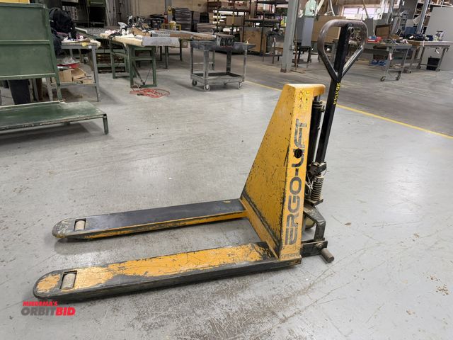 Lot 1-16285 - (1) Lift-Rite, model ERGO3000, 12V, 3000 lb. capacity electric pallet jack, in working condition, wi...