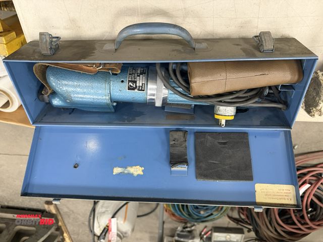 Lot 1-769 - (1) Biax-Scraper, Dapra Corporation, Type 8/E, 200 watt capacity, 1200 strokes per minute, includes ...