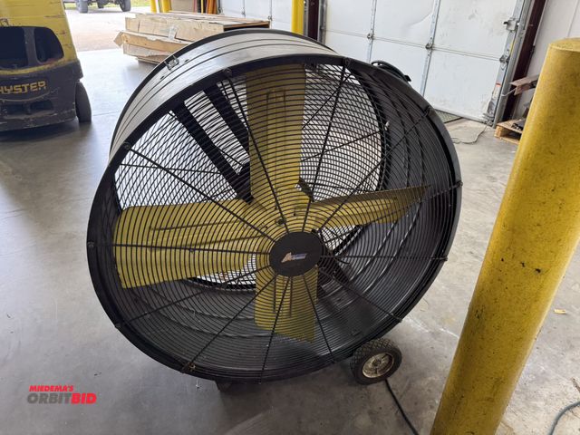 Lot 1-19556 - (1) Autumn Aire Industrial shop fan, 40" diameter, in working condition.