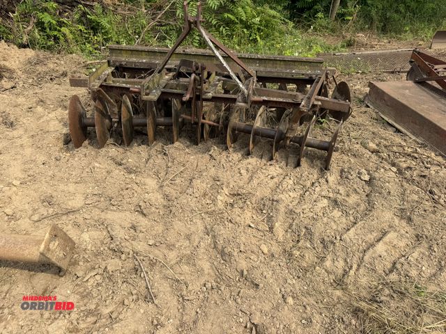 Lot 1-18323 - (1) 3 pt. tandem disc harrow, approx. 99" wide.