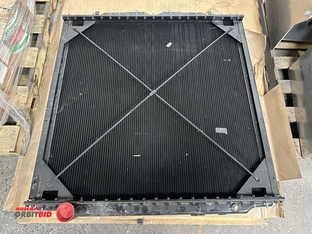 Orbitbid.com - Lot 1-14914 - (1) Modine, part #35059169000, radiator ...