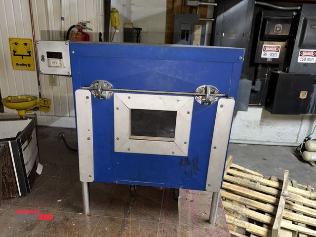 Lot 1-4805 - (1) unknown brand drying oven, 20.5" wide x 27" long, has drop down style door with pull out platfor...