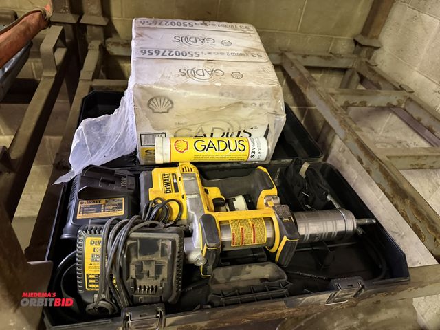 Lot 1-18173 - (1) DeWalt, model DCGG571, 20V, rechargeable, cordless grease gun with (2) battery chargers (batteri...