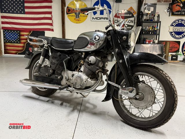 Lot 1-8107 - 1967 Honda Dream Survivor (1) 305 cc, enclosed chain drive, runs and drives.