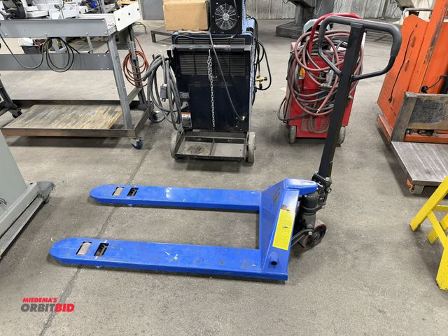 Lot 1-15326 - (1) HJ 5500 lb. capacity pallet jack.  HOLD for removal.