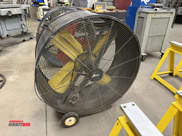 Lot 1-15186 - (1) Autumn Air 42" floor fan, 115V, in working condition.