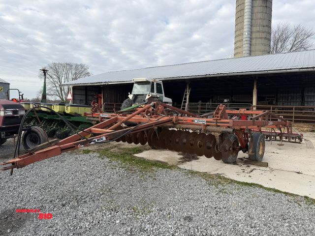 Lot 1-19152 - (1) Bush Hog SC9000 Field Cultivator, 5-bar spike tooth drag and rolling harrow, 14.5', S/N 1100461,...