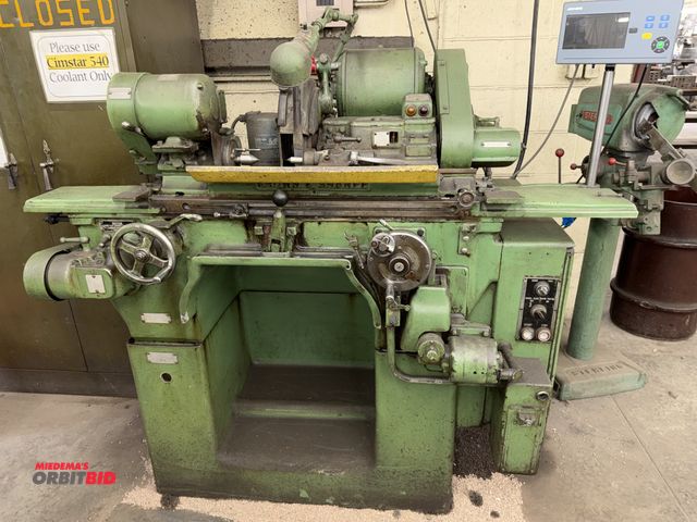 Lot 1-1622 - Brown &amp; Sharpe #5 cylindrical Grinder 12" Grind Wheel, 16" Center to Center, Acu-Rite 2-Axis Dig...