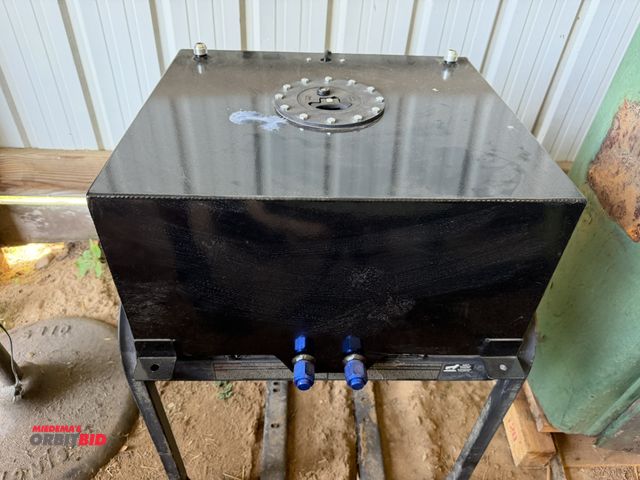 Lot 1-8482 - (1) aluminum racing fuel cell, 20" x 18" x 10" tall.