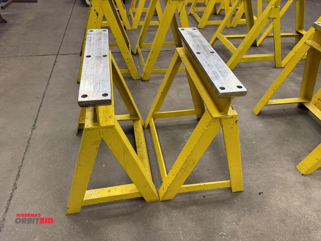 Lot 1-15176 - Lot of (2) heavy duty metal saw horses, 24" long x 4" wide x 26.5" tall.