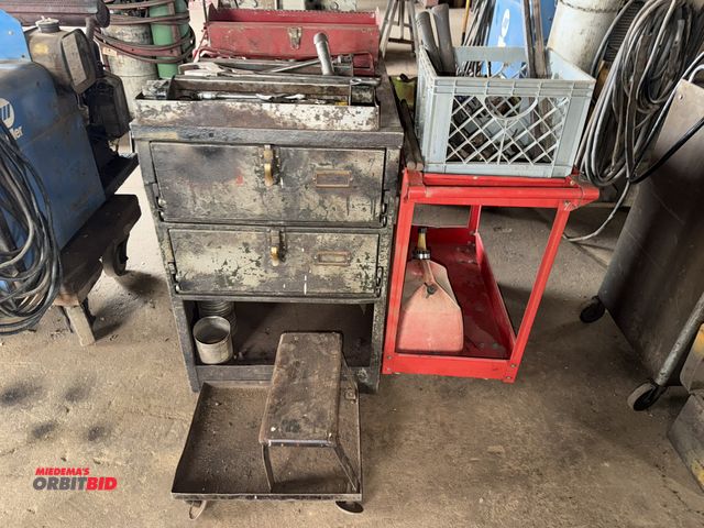 Lot 1-18122 - (1) 22" width x 34" height x 30" depth steel tool box with assorted hand tools, includes adjustable ...