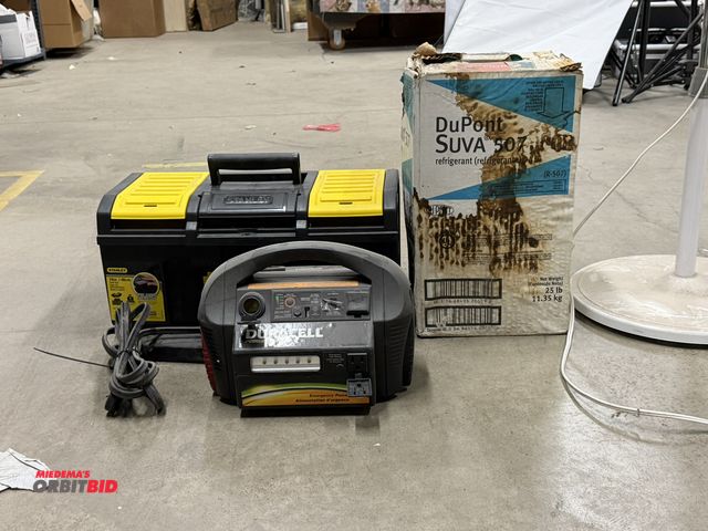 Lot 1-17270 - Lot including (1) Duracell emergency power unit, does not have charging cable, (1) Stanley 19" plast...