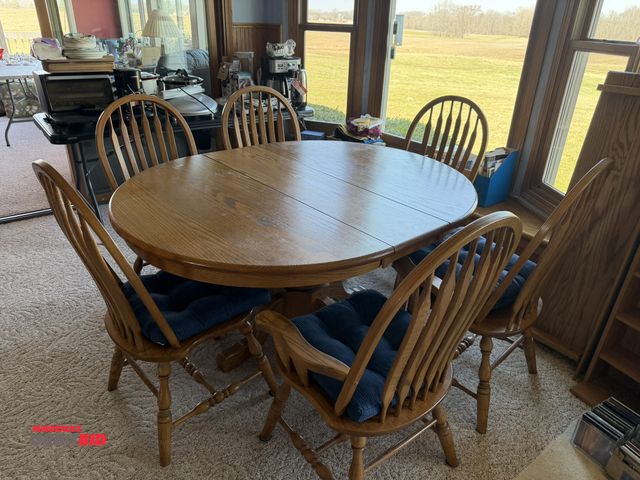 Lot 1-19180 - (1) wooden kitchen table, 60" x 4', with (6) matching wood chairs, and (2) extra leaves.